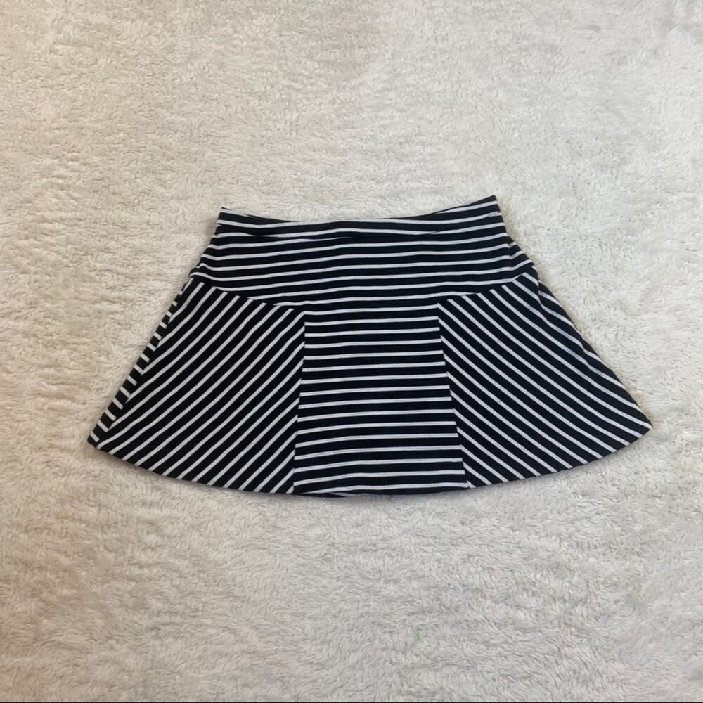 Candies Striped black and white mini skirt, size 7